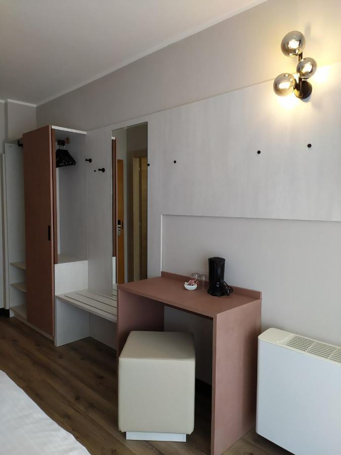 New Garden Hotel Torbole Sul Garda Luaran gambar
