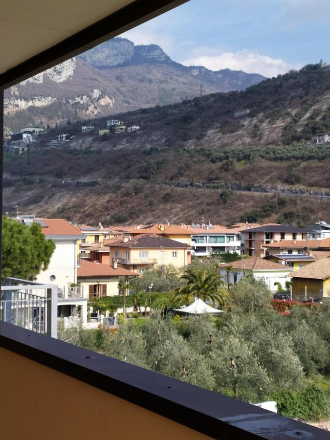 New Garden Hotel Torbole Sul Garda Luaran gambar
