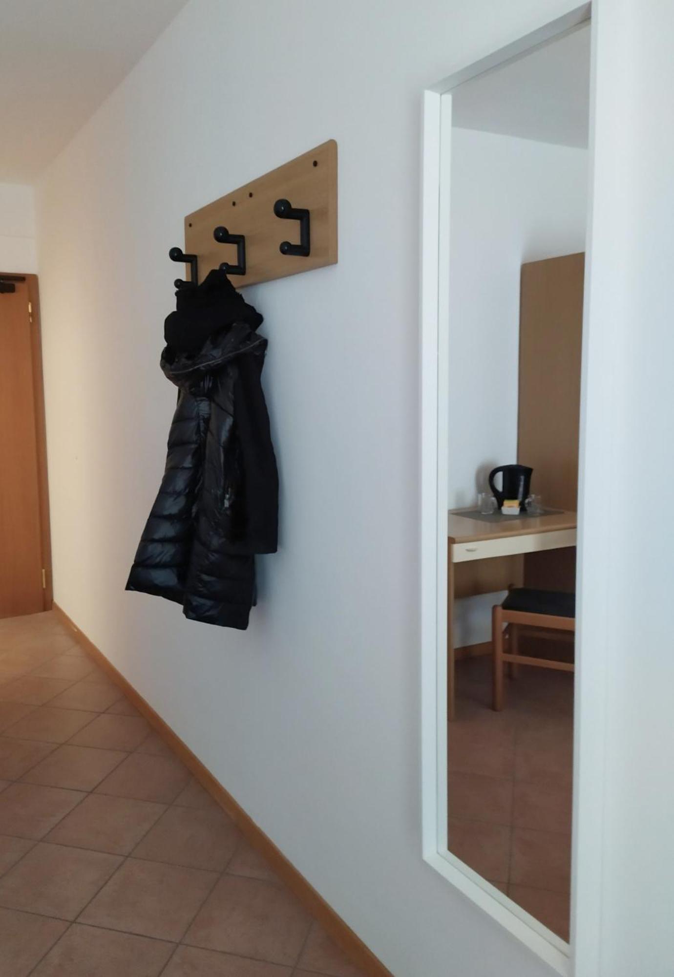New Garden Hotel Torbole Sul Garda Luaran gambar
